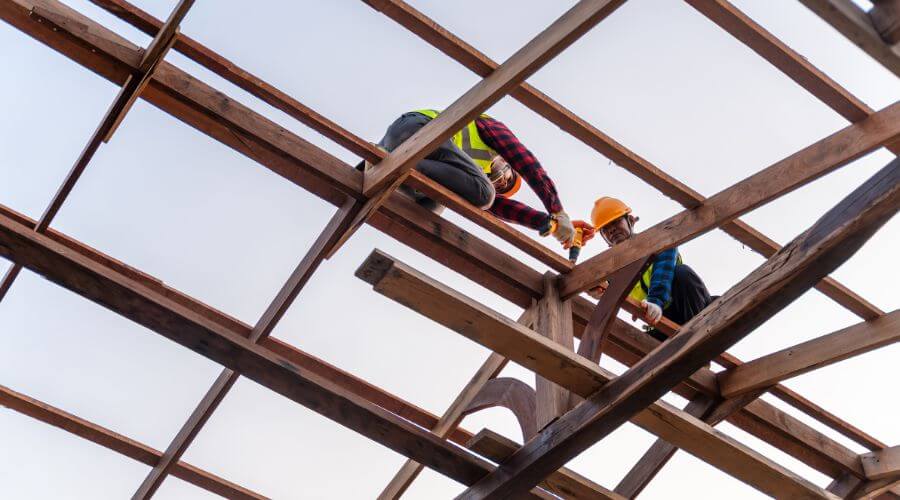 Professional residential roofers in Lindon, CO